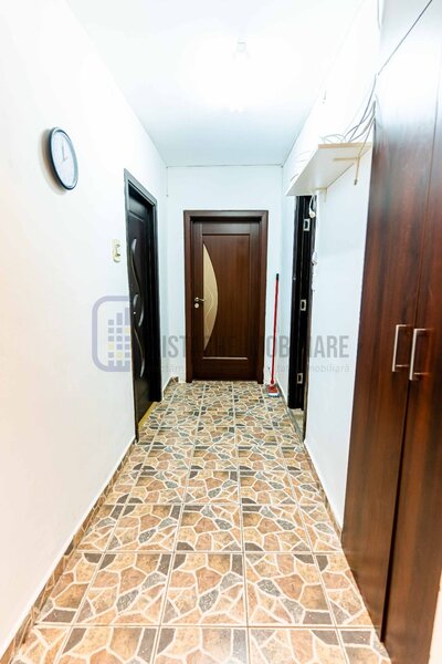 Delfinului, Pantelimon, apartament 2 camere, decomandat, et. 5.